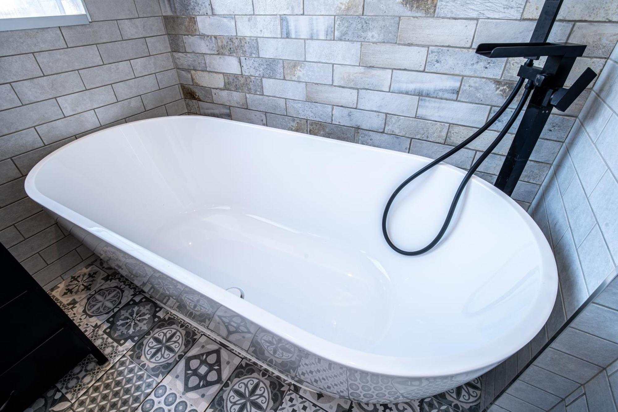 Вилла Vip 3Br Grade2 Luxurious Industrial House With Wood Fire, Electric Blinds And Big Cast Iron Windows In The Heart Of The Jq Бирмингем Экстерьер фото
