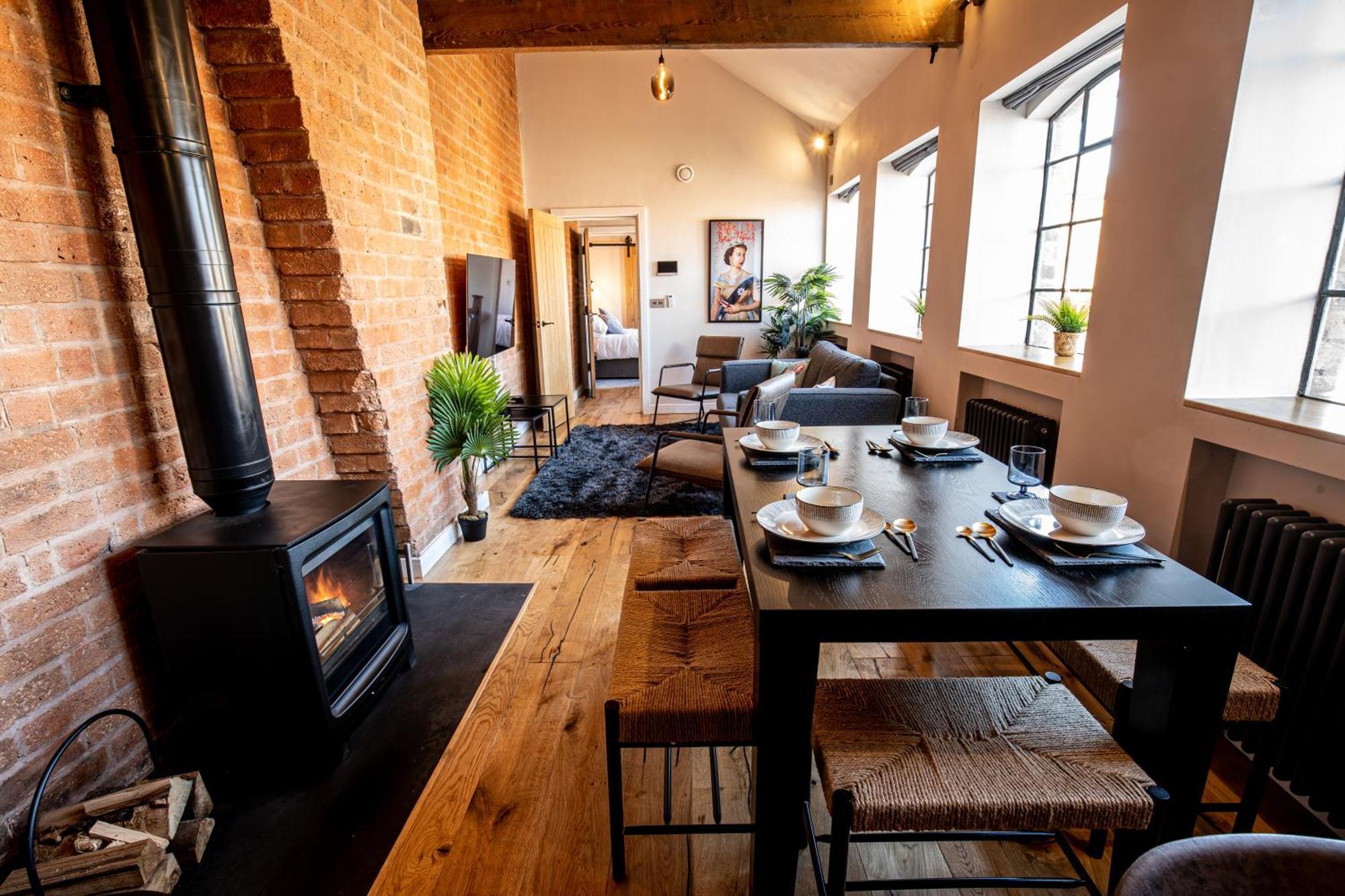 Вилла Vip 3Br Grade2 Luxurious Industrial House With Wood Fire, Electric Blinds And Big Cast Iron Windows In The Heart Of The Jq Бирмингем Экстерьер фото