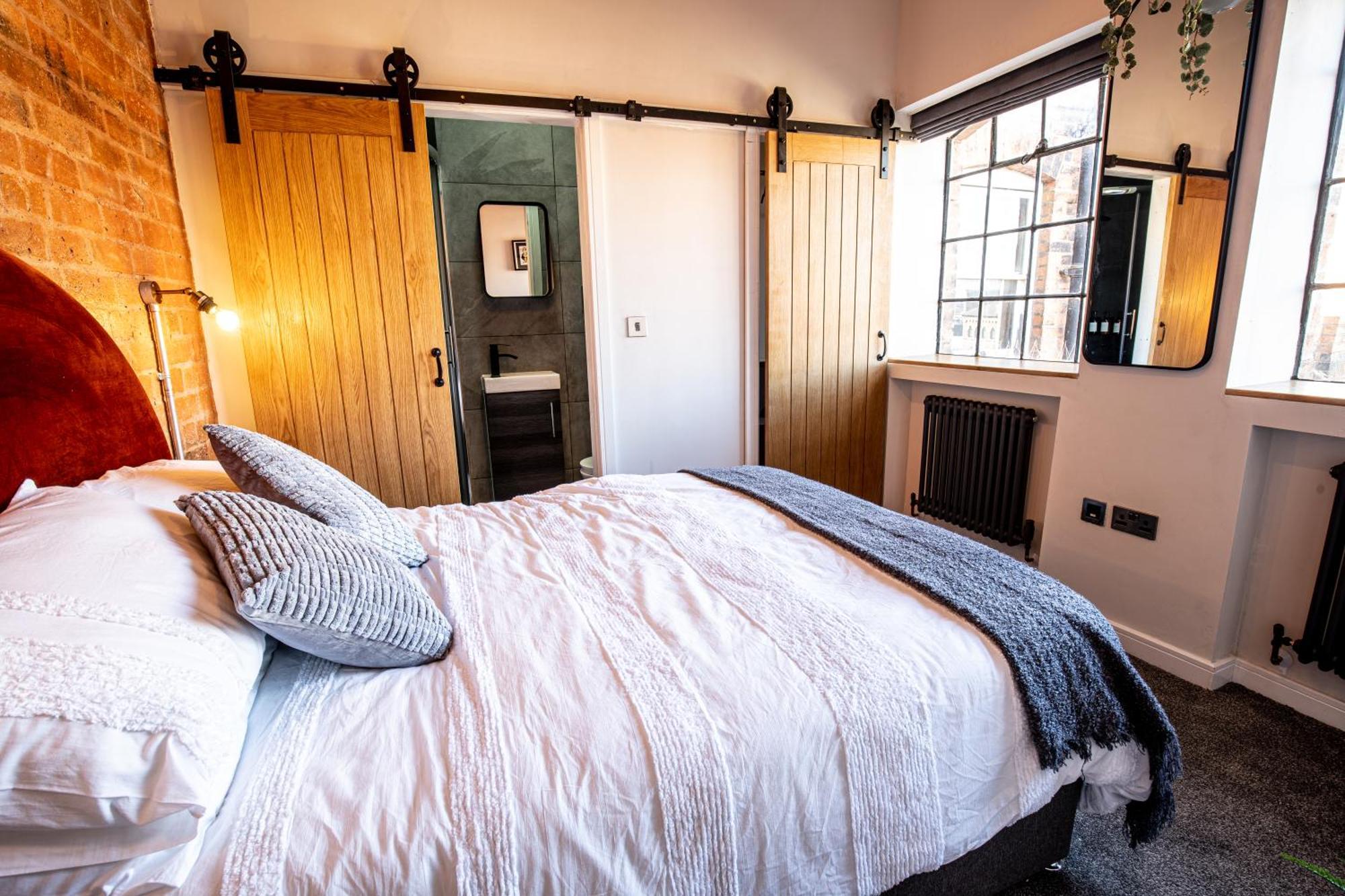 Вилла Vip 3Br Grade2 Luxurious Industrial House With Wood Fire, Electric Blinds And Big Cast Iron Windows In The Heart Of The Jq Бирмингем Экстерьер фото